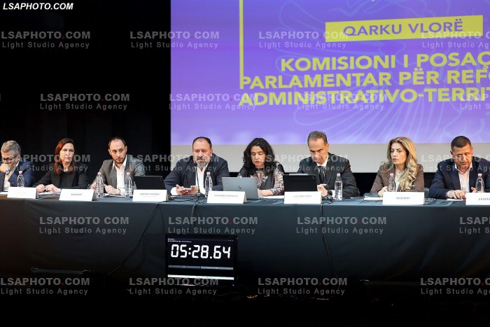 Degjese e komisionit per reformen territoriale ne Vlore