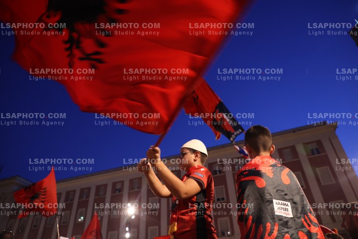 Protesta e Qytetareve para Kryeministrise ne Diten e 42