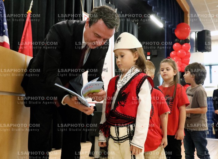 ALBIN KURTI VISITS ALBANIAN SCHOOL IN BRONX