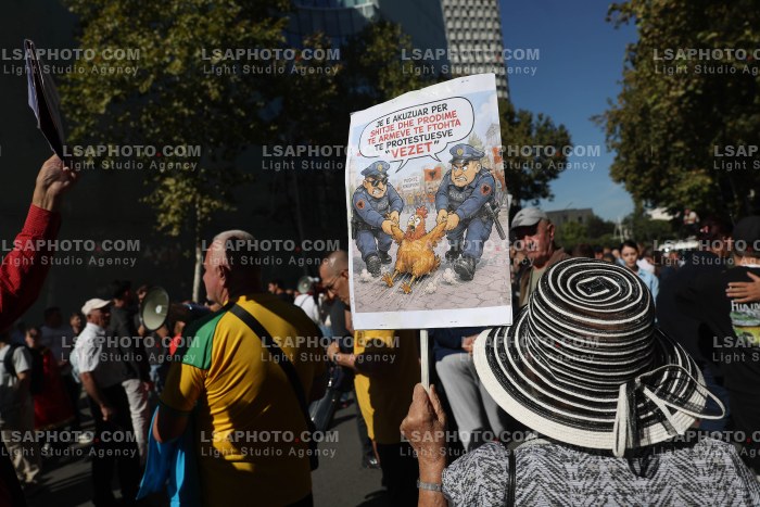 Proteste Prane Parlamentit