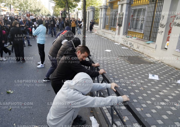 Protesta e Thirrur nga Studentet ne Tirane