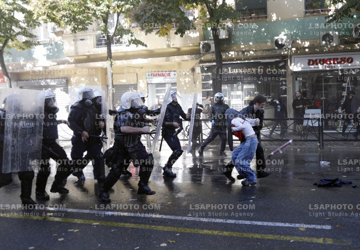 Protesta e Thirrur nga Studentet ne Tirane