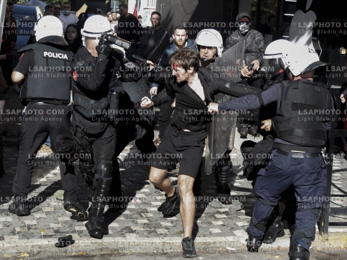 Protesta e Thirrur nga Studentet ne Tirane