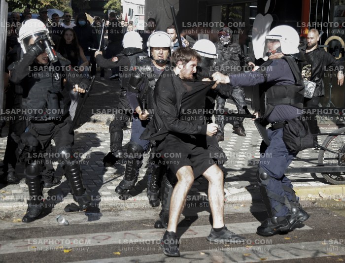 Protesta e Thirrur nga Studentet ne Tirane
