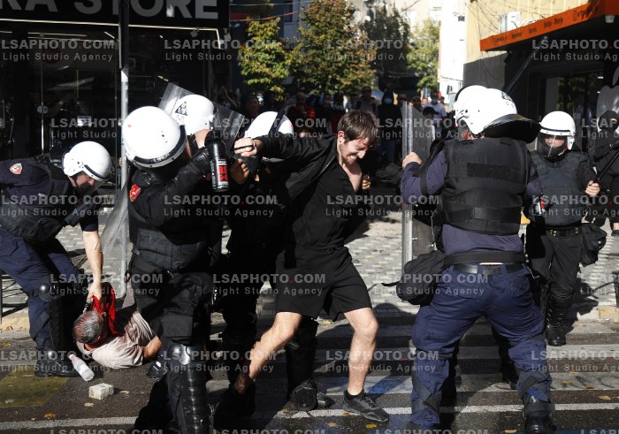 Protesta e Thirrur nga Studentet ne Tirane