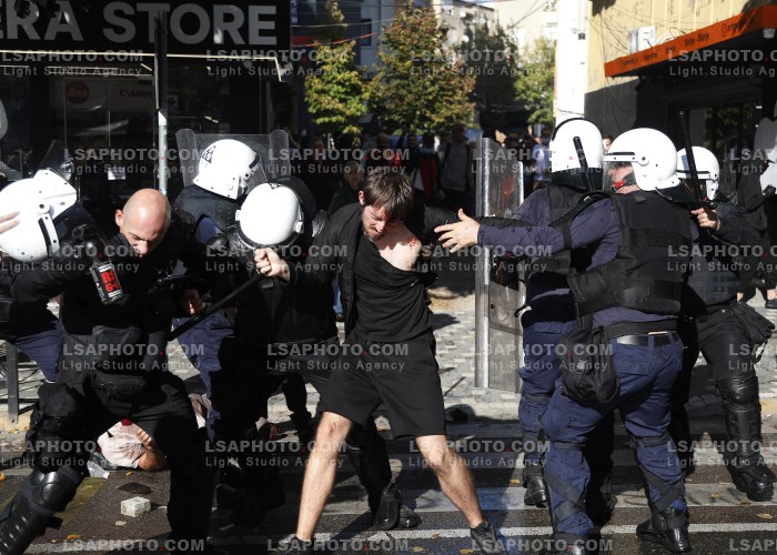Protesta e Thirrur nga Studentet ne Tirane