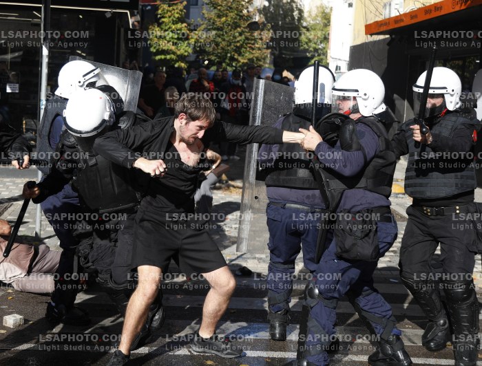 Protesta e Thirrur nga Studentet ne Tirane