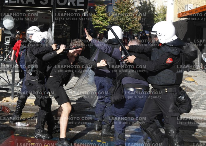 Protesta e Thirrur nga Studentet ne Tirane