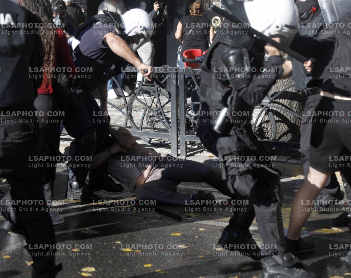 Protesta e Thirrur nga Studentet ne Tirane