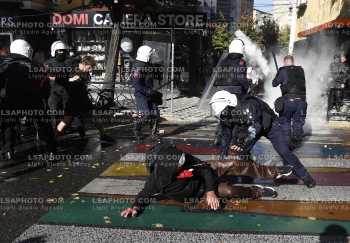 Protesta e Thirrur nga Studentet ne Tirane