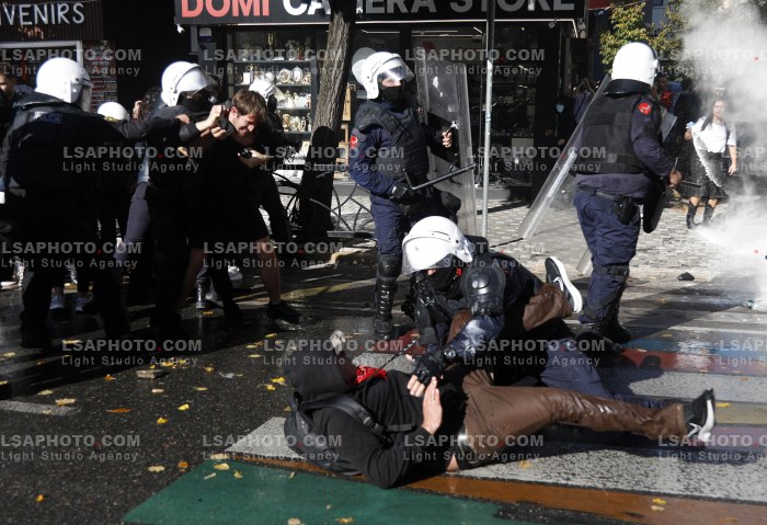 Protesta e Thirrur nga Studentet ne Tirane