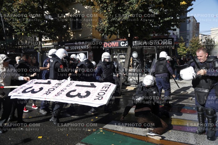 Protesta e Thirrur nga Studentet ne Tirane