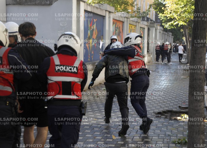 Protesta e Thirrur nga Studentet ne Tirane
