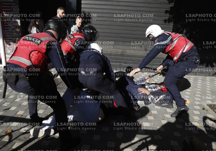 Protesta e Thirrur nga Studentet ne Tirane
