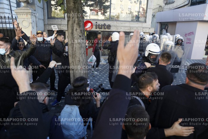 Protesta e Thirrur nga Studentet ne Tirane