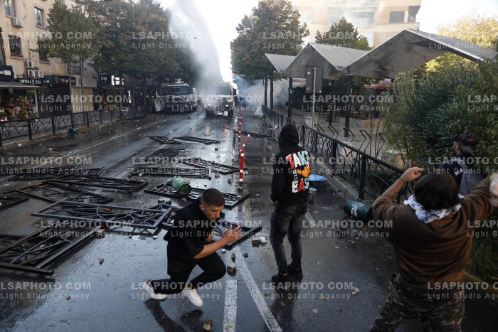Protesta e Thirrur nga Studentet ne Tirane