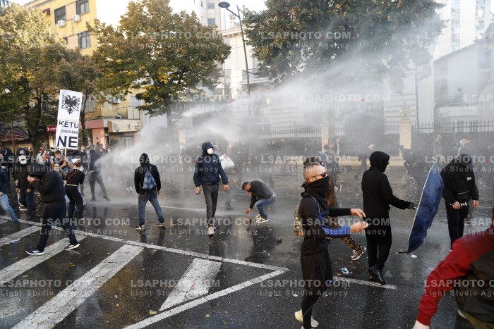 Protesta e Thirrur nga Studentet ne Tirane