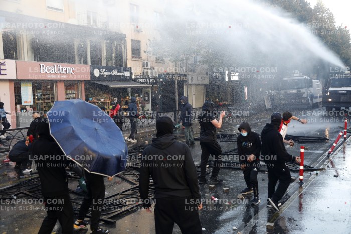 Protesta e Thirrur nga Studentet ne Tirane