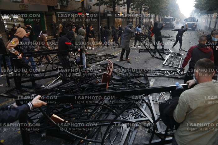 Protesta e Thirrur nga Studentet ne Tirane