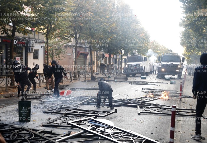 Protesta e Thirrur nga Studentet ne Tirane