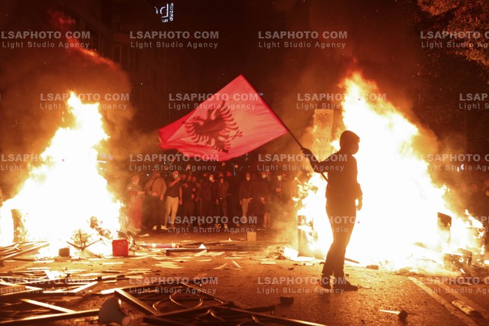 Protesta e Thirrur nga Studentet ne Tirane