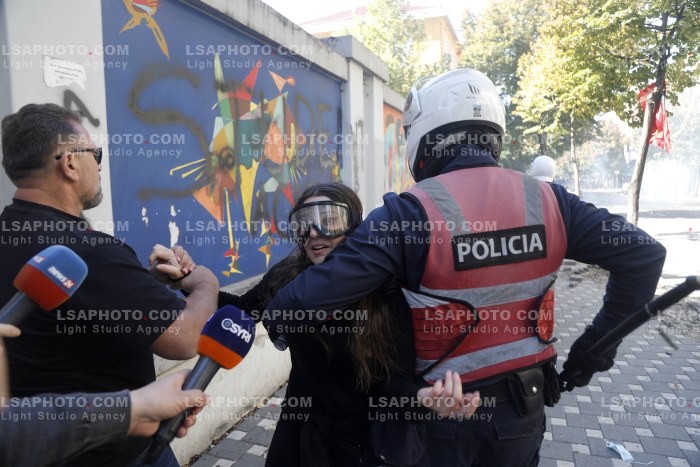 Dita e Dyte e Protestes se Thirrur nga Studentet ne Tirane