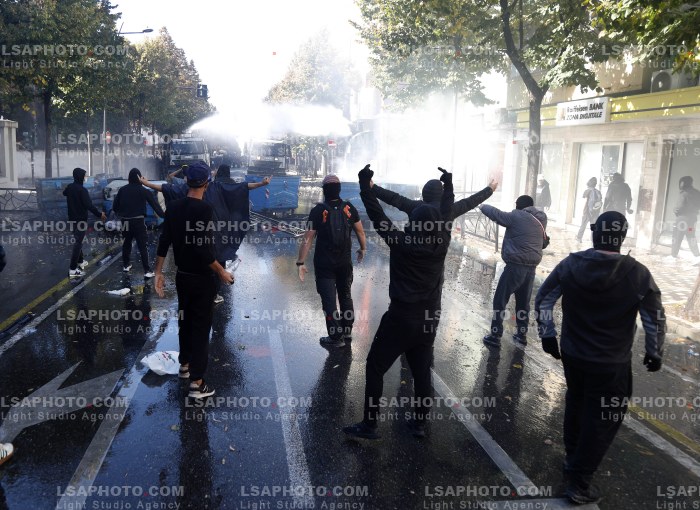 Dita e Dyte e Protestes se Thirrur nga Studentet ne Tirane