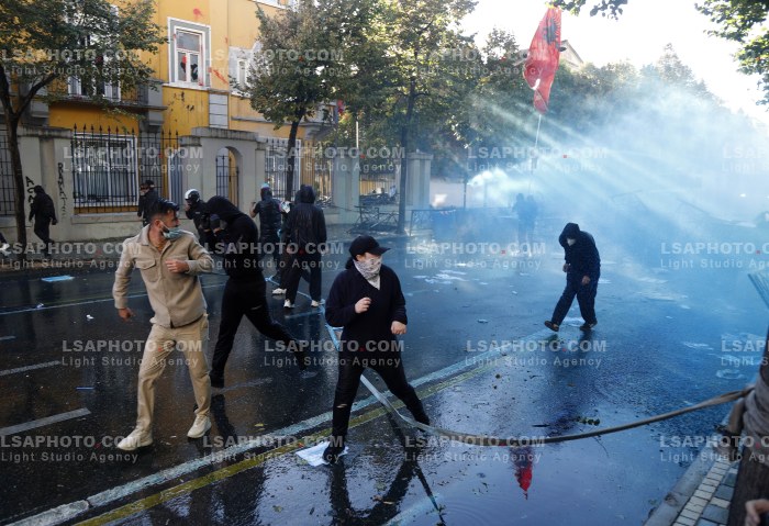 Dita e Dyte e Protestes se Thirrur nga Studentet ne Tirane