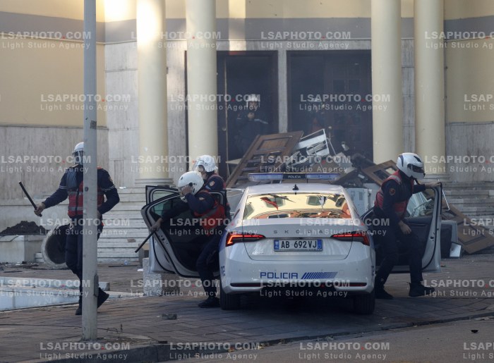 Dita e Dyte e Protestes se Thirrur nga Studentet ne Tirane