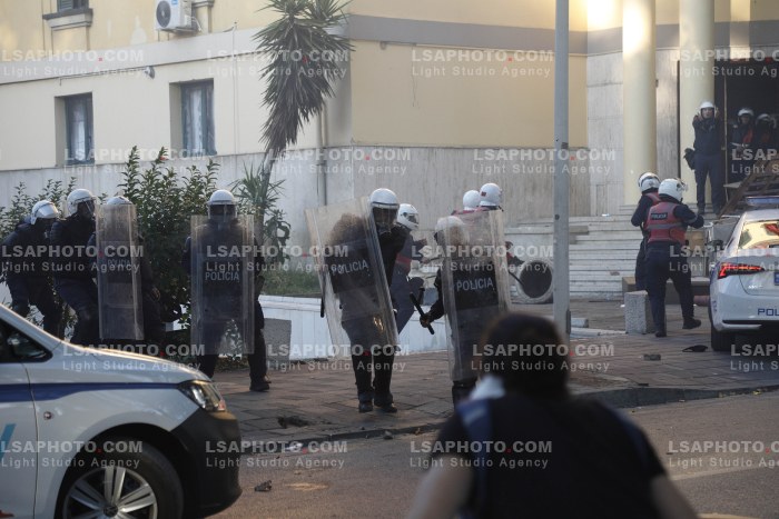 Dita e Dyte e Protestes se Thirrur nga Studentet ne Tirane