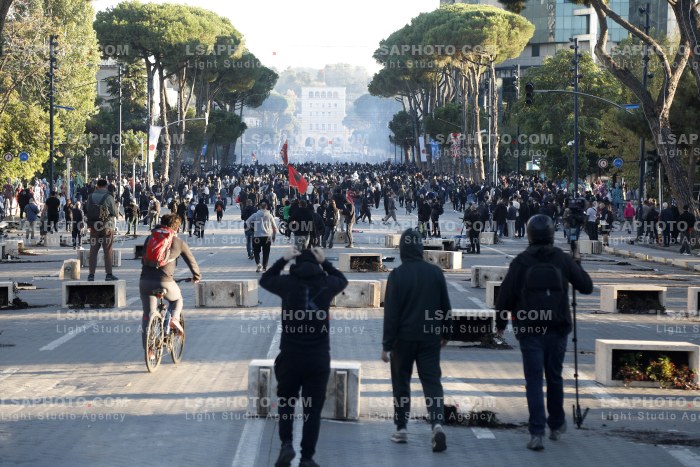 Dita e Dyte e Protestes se Thirrur nga Studentet ne Tirane
