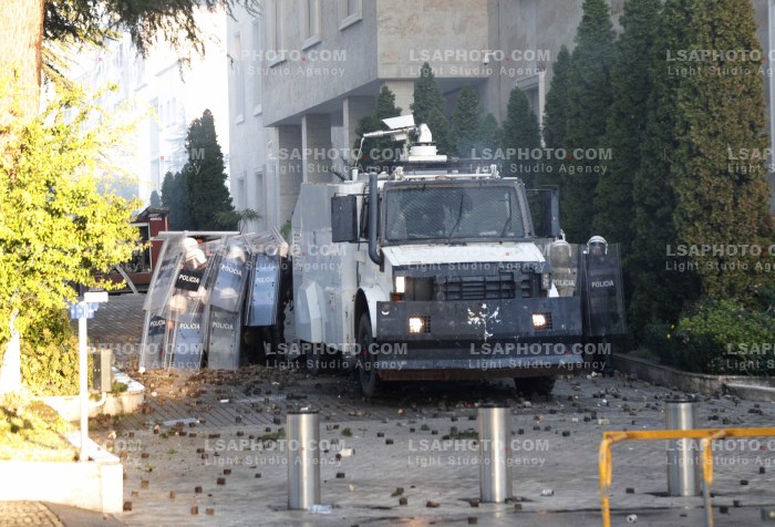 Dita e Dyte e Protestes se Thirrur nga Studentet ne Tirane