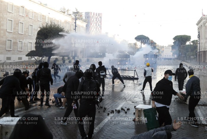 Dita e Dyte e Protestes se Thirrur nga Studentet ne Tirane