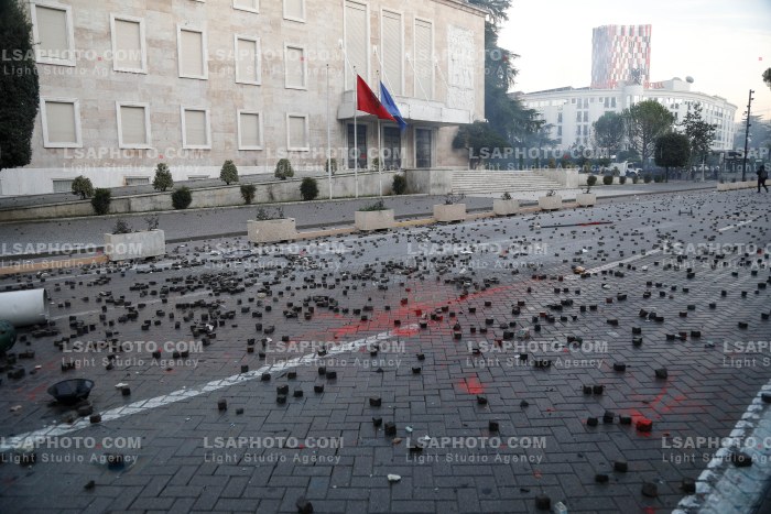 Dita e Dyte e Protestes se Thirrur nga Studentet ne Tirane