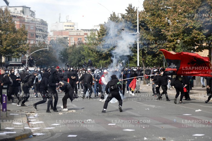 Dita e Trete e Protestes se Thirrur nga Studentet ne Tirane