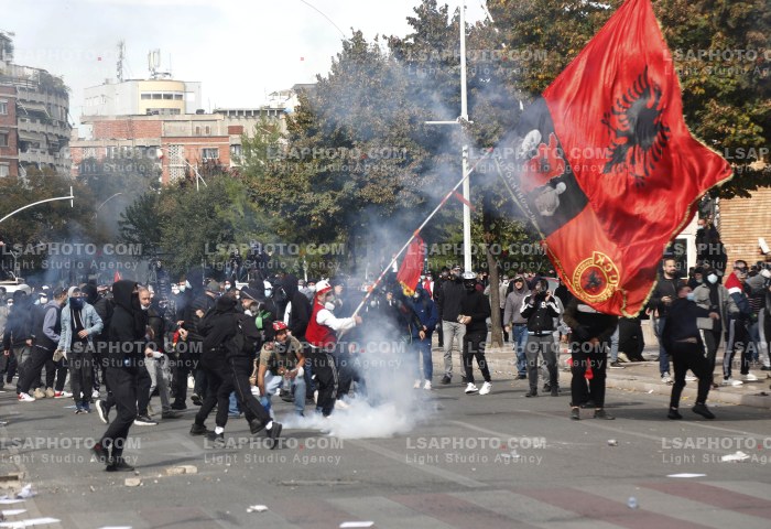 Dita e Trete e Protestes se Thirrur nga Studentet ne Tirane