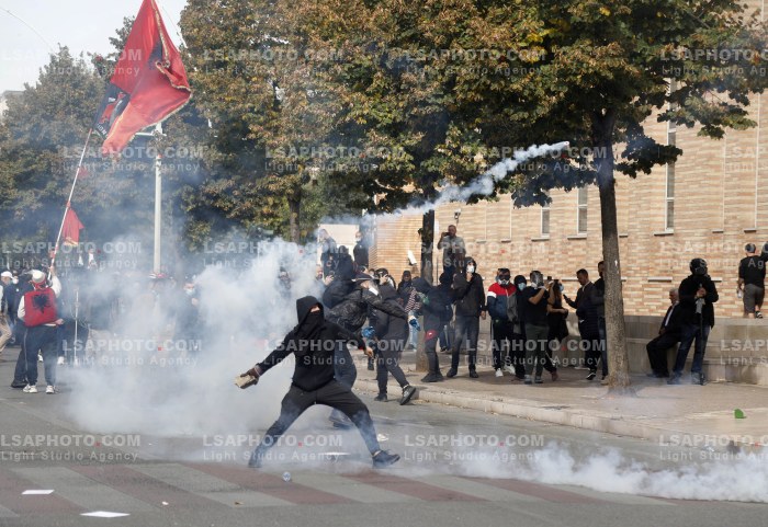 Dita e Trete e Protestes se Thirrur nga Studentet ne Tirane