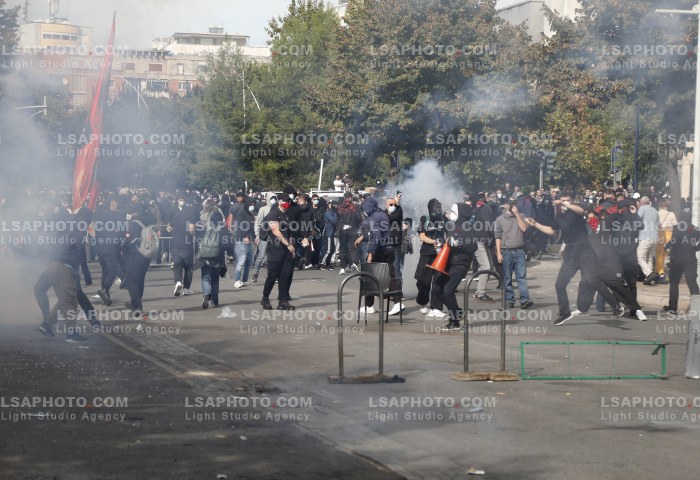 Dita e Trete e Protestes se Thirrur nga Studentet ne Tirane