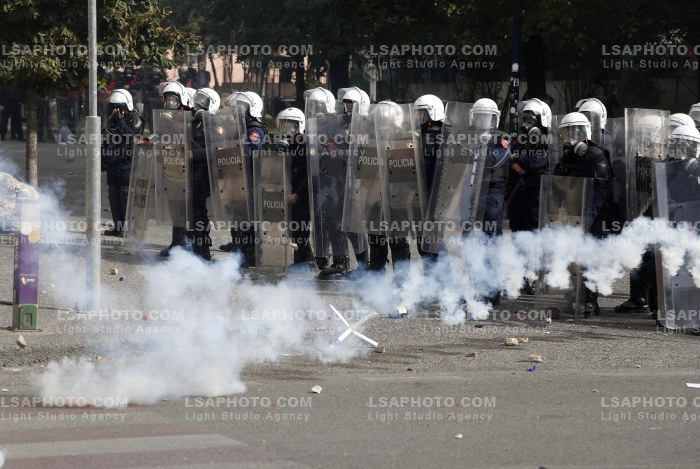 Dita e Trete e Protestes se Thirrur nga Studentet ne Tirane