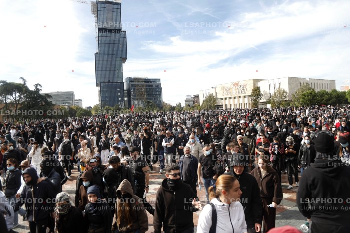 Dita e Trete e Protestes se Thirrur nga Studentet ne Tirane