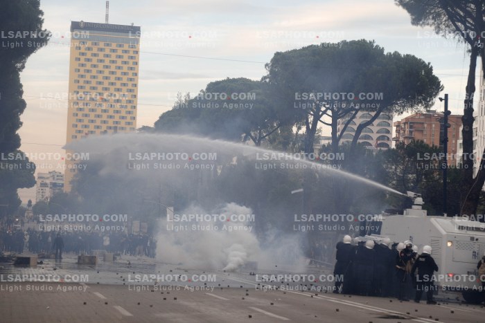 Dita e Trete e Protestes se Thirrur nga Studentet ne Tirane