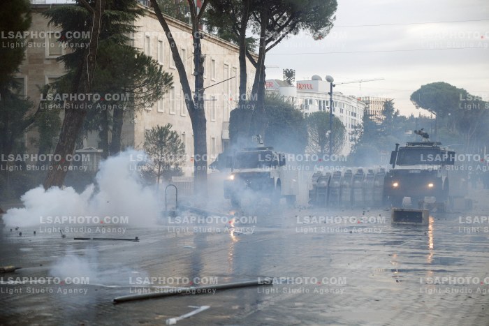 Dita e Trete e Protestes se Thirrur nga Studentet ne Tirane