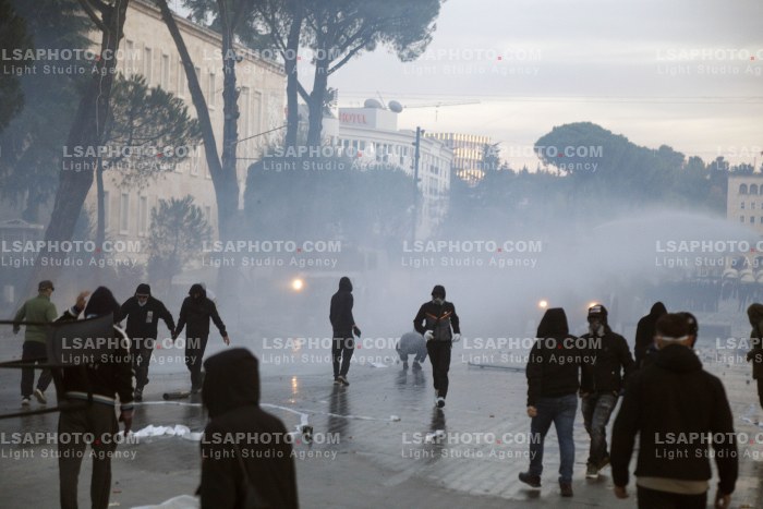 Dita e Trete e Protestes se Thirrur nga Studentet ne Tirane