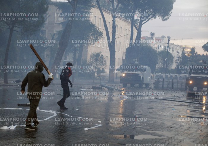Dita e Trete e Protestes se Thirrur nga Studentet ne Tirane