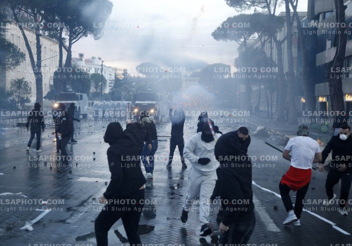 Dita e Trete e Protestes se Thirrur nga Studentet ne Tirane