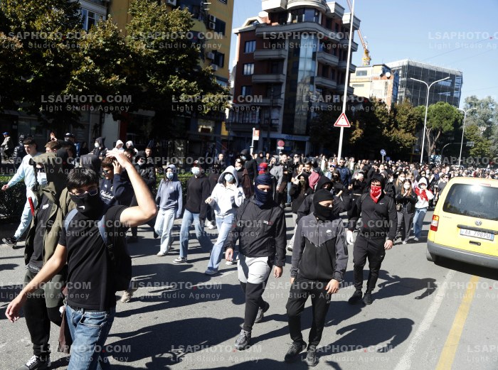 Dita e Katert e Protestes se Thirrur nga Studentet ne Tirane