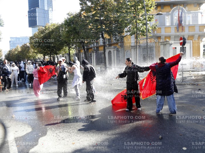 Dita e Katert e Protestes se Thirrur nga Studentet ne Tirane