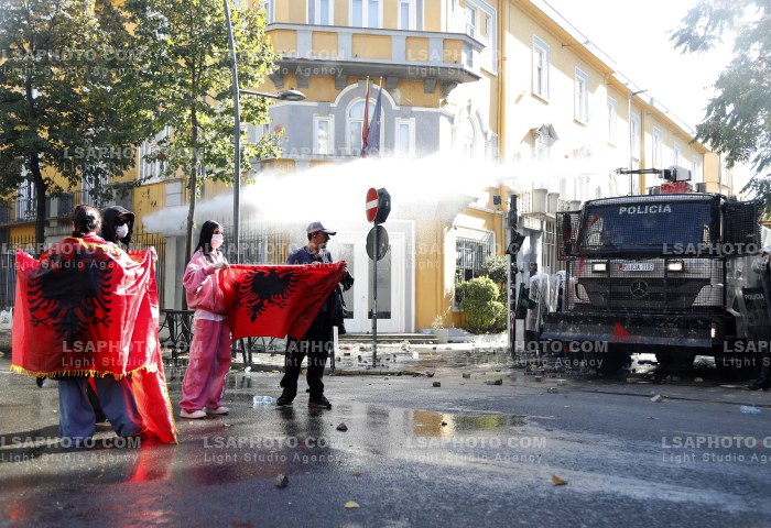 Dita e Katert e Protestes se Thirrur nga Studentet ne Tirane