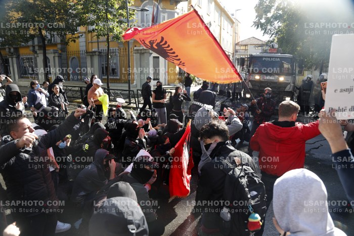 Dita e Katert e Protestes se Thirrur nga Studentet ne Tirane