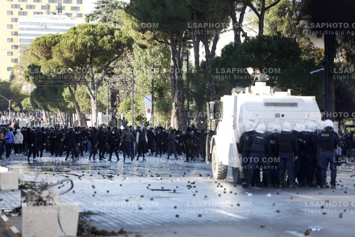 Dita e Katert e Protestes se Thirrur nga Studentet ne Tirane